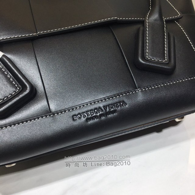 Bottega veneta高端女包 寶緹嘉爆款THE ARCO編織款手提包  BV經典款蝙蝠包  gxz1118